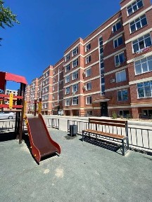 Продается ТРЕШКА, 3ий мкр 35 дом, ЖК Мамыр, Этаж-4. ЗВОНИТЕ!