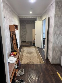 Продам 2-х комнатную квартиру, 83 кв. м. Микрорайон Достык. 6 этаж.