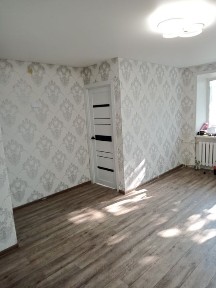 Продам двухкомнатную квартиру, Парковая 84