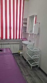 Сдам кушетку в кабинете массажа и эстетики.