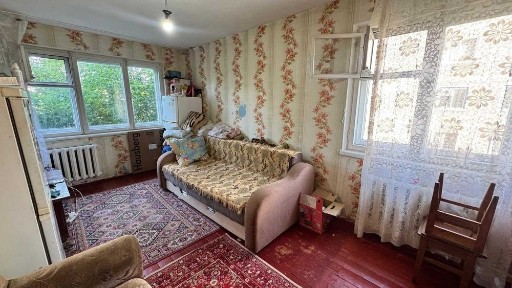 Продам 3 ком. квартиру на 2 этаже по ул. Строителей