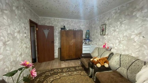 Продам 1 комнатную квартиру по ул Строителей