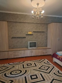 Продам 1 ком. квартиру в районе жд вокзала Алматы 1