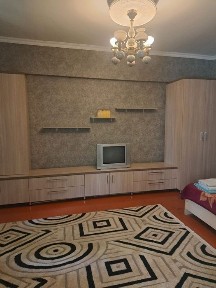 Продам 1 ком. квартиру в районе жд вокзала Алматы 1