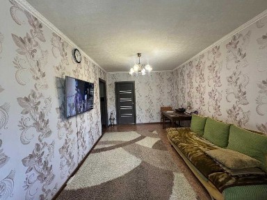 S Продам 3-х ком в Соцгороде 2/5 этаж, не угловая