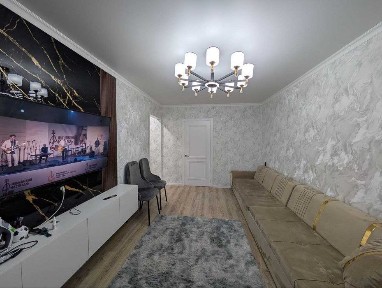 Продам 2-комнатную квартиру 18 микрорайон