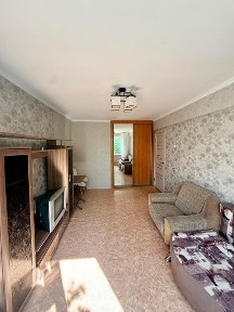 Продам 1.5 комнатную квартиру по адресу Беспалова 45/2