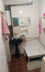 Продам дом в поселке Кварцитка, Фабричная 20теплый, двухэтажный