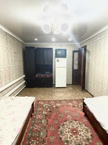Уютная 2-комн кварт в 12 мкр, остановка рядом, мебель техника остаются