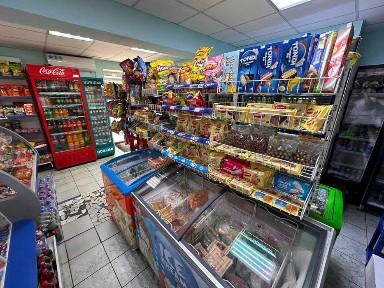 В продаже Продуктовый магазин Берёзка Добролюбова 43