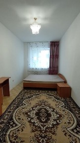 Сдается 3 комнатная квартира помесячно