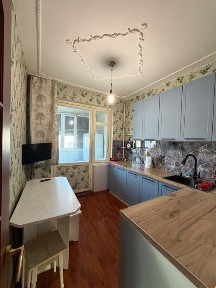 Продам 2 ком квартиру 8-20