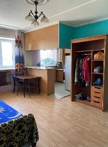2 комнатная квартира район Вокзала средний этаж