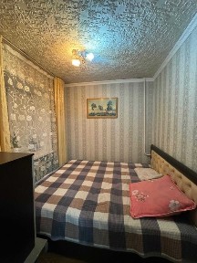 3 комнатная квартира в центре 2 этаж