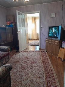 Сдаю полдома 3 комнаты семье, без животных на длительный срок