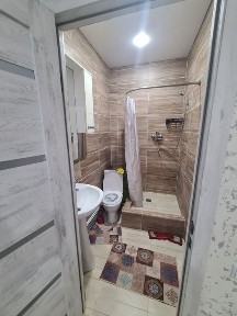 Сдам 2 ком квартиру студентам 4 человека.