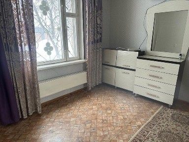 продается квартира 3-ех комнатная