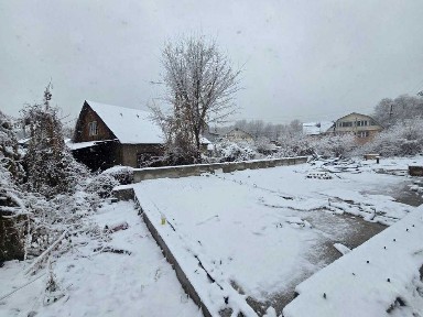 Продам участок 40соток мкр. Кайрат ул3 дом 19