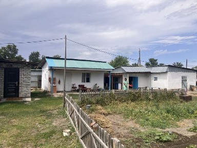 Продам частный дом в центре сала