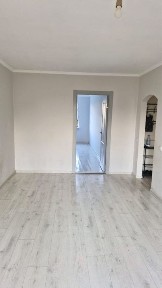 Тез арада 2 бөлмелі пәтер сатылады.