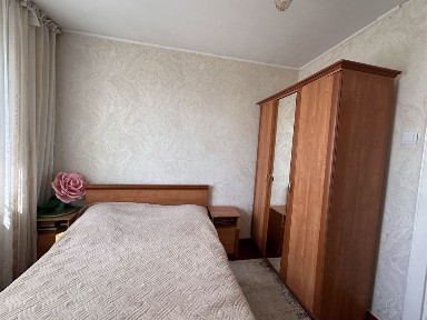 Продам 5-комнатную квартиру