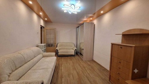 1 комнатная квартира с ремонтом мебелью в 19 мкр Майкудука) )