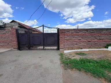 Продам дом на Шанхае