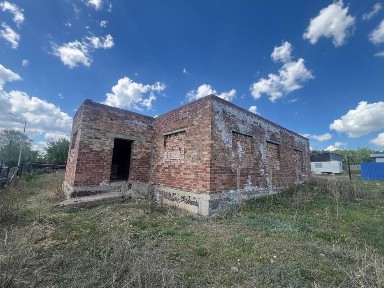 Продам недостроенный дом