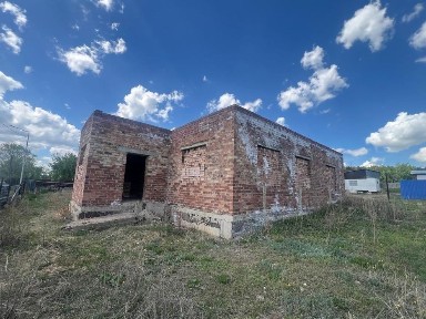 Продам недостроенный дом