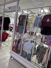 Продам бутик с оборудованием