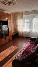 Продам 2-комнатную квартиру Комсомольский 35