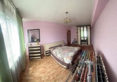 Подам квартиру 3 ком.