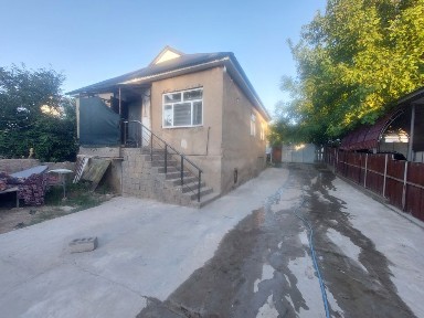 Үй сатылады. 3 комната. с ремонтом