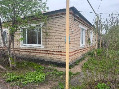 Продам 5-комнатный дом с газовым отоплением в с. Денисовка