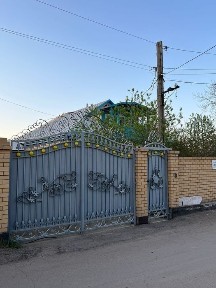 1. Дом 120 м², участок 22 сотки, 2 гаража, газ, все удобства