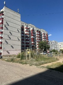 СрочнсПрадам квартиру на 9мкр 3х комнт 1- этаж 80 кв 2010год постройка