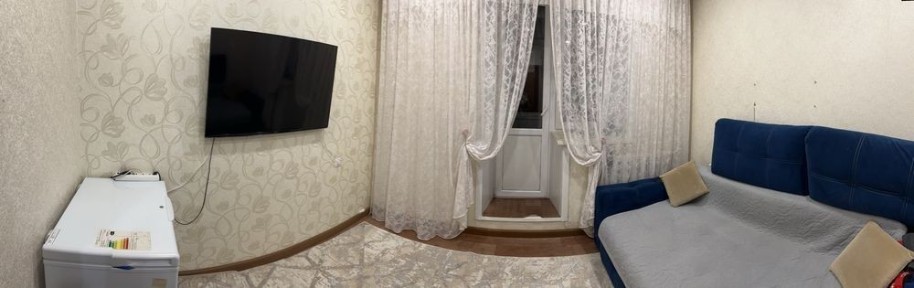 Продам квартиру 4-х комн.