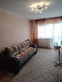 Продам солнечную 3-х комнатную квартиру