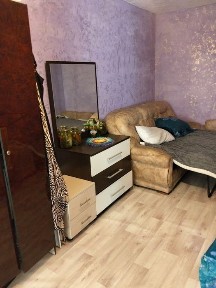 Продам двухкомнатную в центре или обмен.