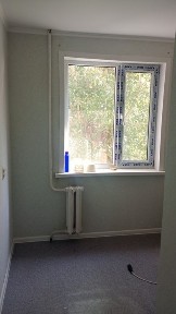 Срочно продам 2 ком квартиру вез ремонт г. Аксу у. Строителей-28