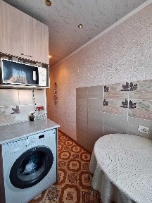 Продам 2к квартиру р-н Парка Победы 5/5