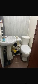Продам в центре 2 комн квартиру бывшее окт звонить на номер
