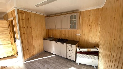 Продам домик зимнии с сан узлами перенасной