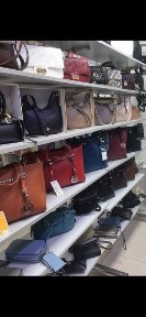 Сдам в аренду часть бутик для продажи женских сумок