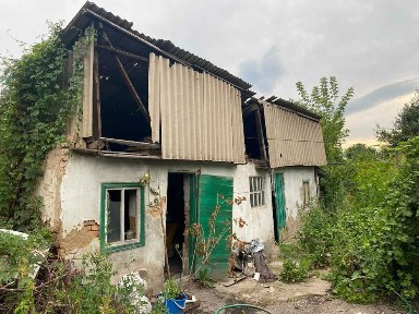 Продается дом, в аварийном состоянии