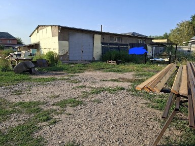 Сдам в аренду помещение под мебельный цех или склад за 400000тенге