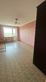 Продам 4-х комн. в рвссрочку ул. Камзина 30