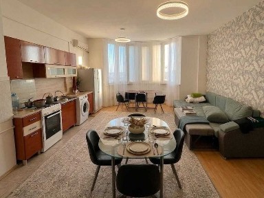 Продажа 2-комнатной квартиры в центре