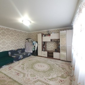 Продам 1 квартиру на 4/5 этаже в районе Жилгородке с ремонтом.