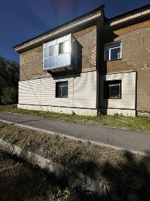 Продам 3-х комнатную квартиру старого типа